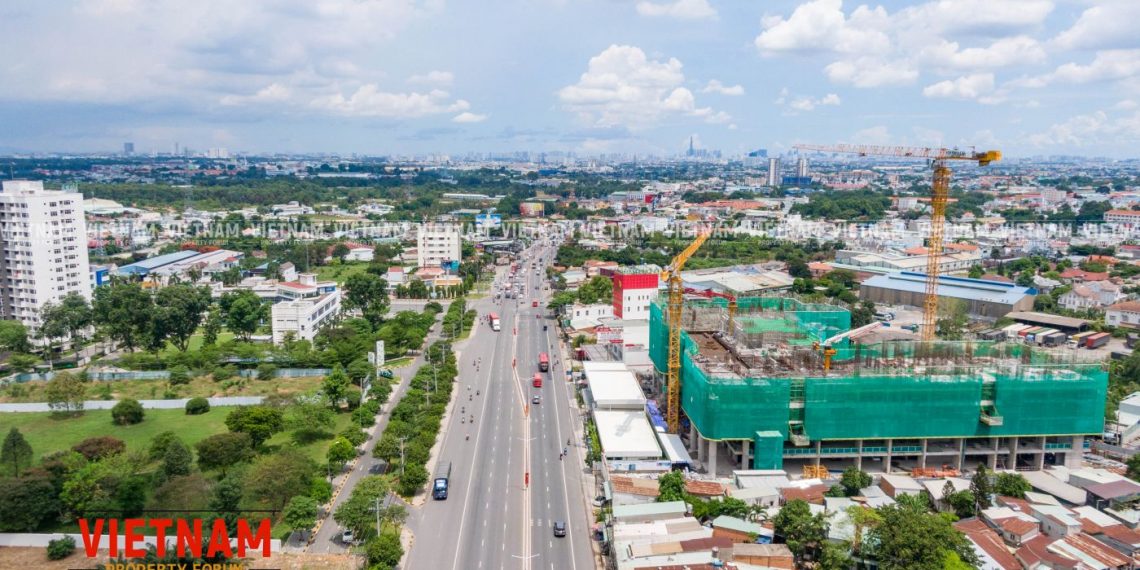 Hàng trăm tỷ USD nằm trong đất chưa được khai thác
