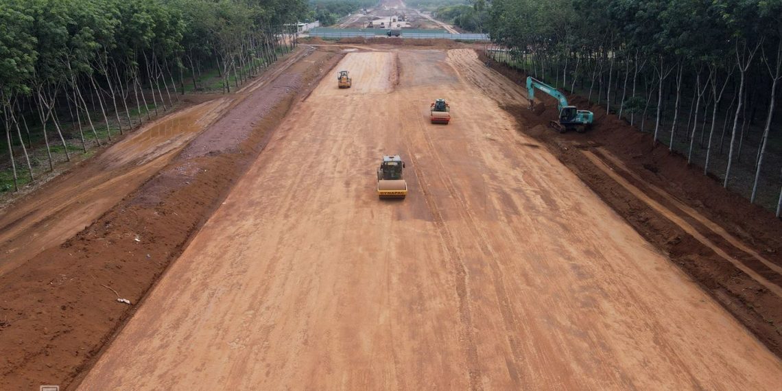 Cận cảnh tiến độ 3 tuyến cao tốc đi qua thủ phủ resort Bình Thuận