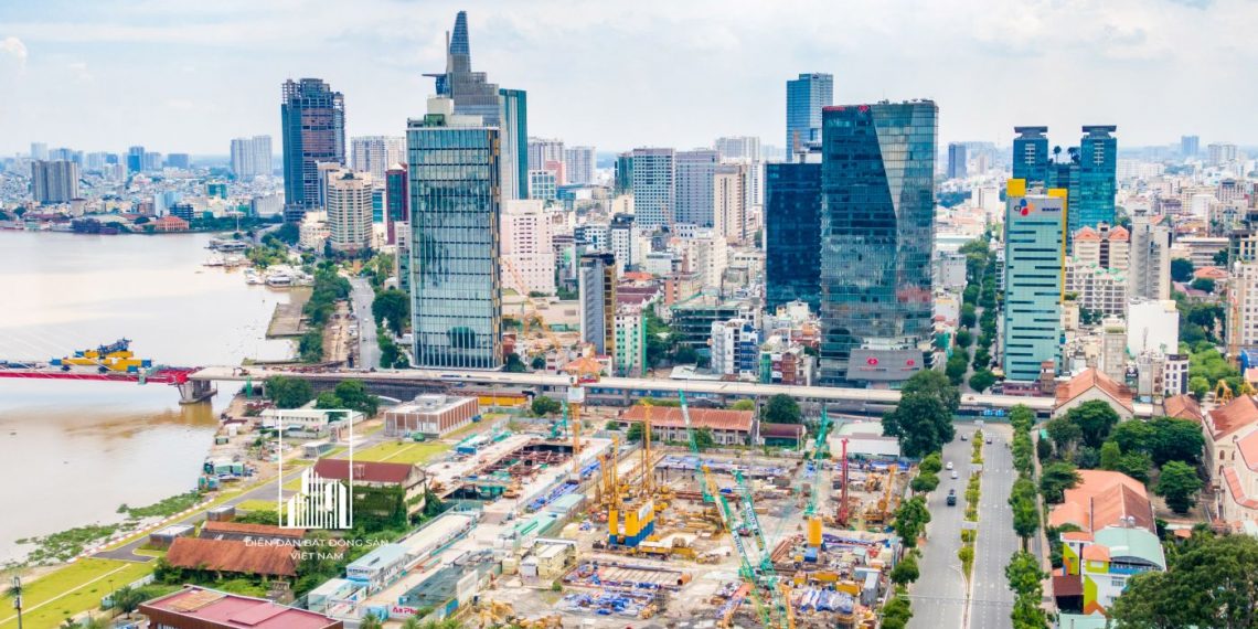 Dòng vốn ngoại chực chờ rót vào thị trường bất động sản Việt Nam