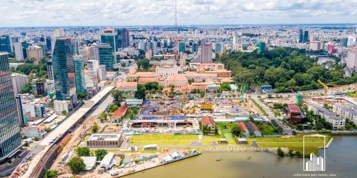 Dòng vốn ngoại chực chờ rót vào thị trường bất động sản Việt Nam