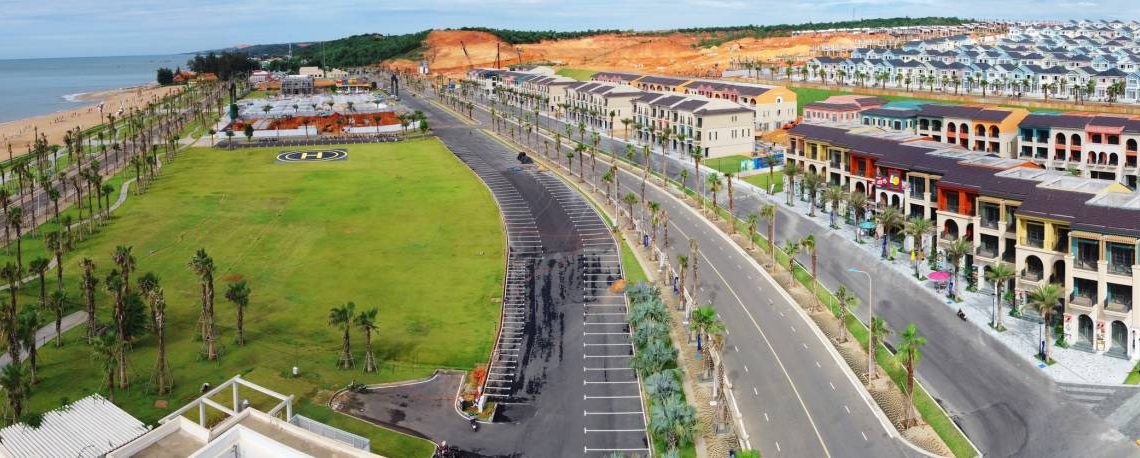 Xung đột phát triển giữa du lịch và điện gió tại Bình Thuận