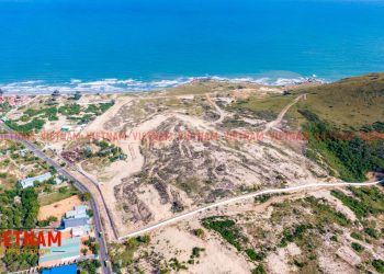 Ai cho phép Công ty Thiên Hải cạo trọc Hòn Rơm để triển khai dự án khi chưa có báo cáo đánh giá tác động môi trường và giấy phép xây dựng?