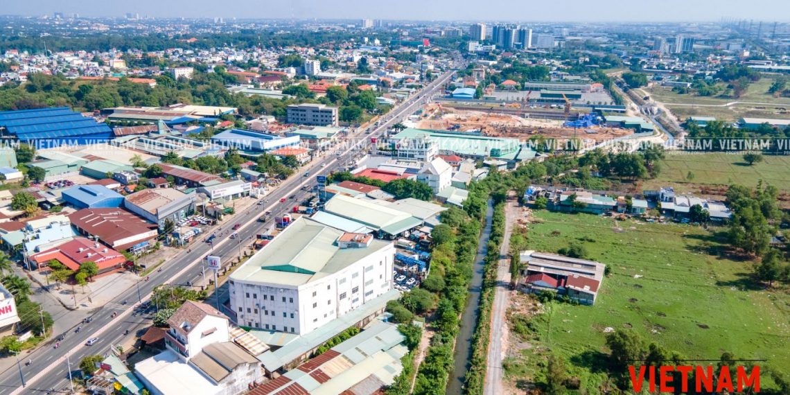 Bình Dương là điểm nóng đầu tư BĐS công nghiệp 2022 khi Vingroup, FLC, Becamex, HUD cùng đổ về