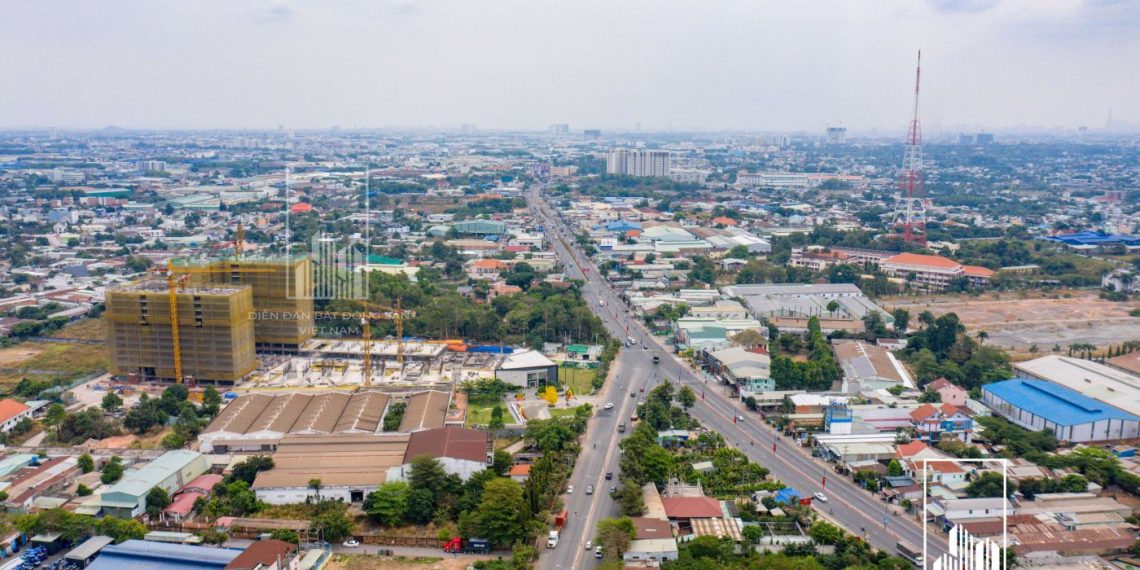 Toàn cảnh Quốc lộ 13 – ‘cung đường vàng’ của BĐS Bình Dương chuẩn bị được mở rộng