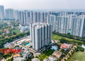 Toàn cảnh đường Nguyễn Hữu Thọ, nơi thị trường căn hộ đang nóng