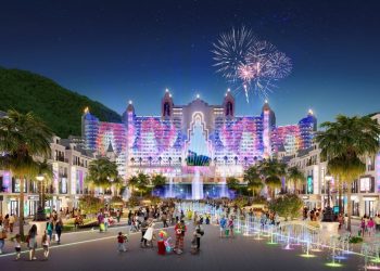 Bizhouse Canal District: Nhịp đập phồn vinh trên thành phố biển