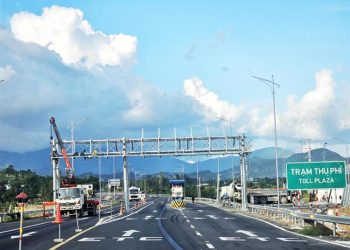 Đường bộ cao tốc Nha Trang – Cam Lâm:​​​​​​​ Sẽ vận hành thu phí từ ngày 31-12