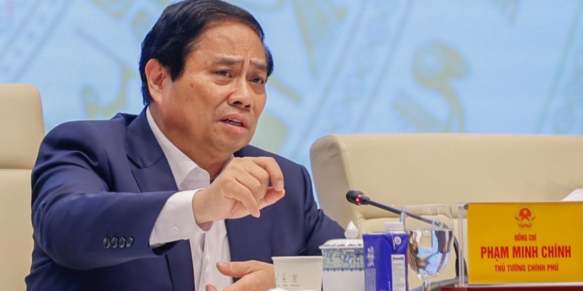 Thủ tướng: Cương quyết cắt bỏ các thủ tục rườm rà, gây phiền hà cho người dân và doanh nghiệp