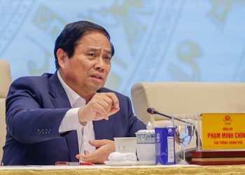 Thủ tướng: Cương quyết cắt bỏ các thủ tục rườm rà, gây phiền hà cho người dân và doanh nghiệp